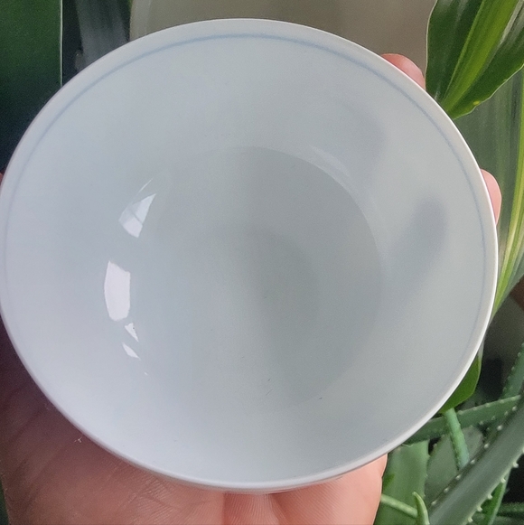 Japanese Blue Floral Ceramic Trinket Box - Picture 3 of 7